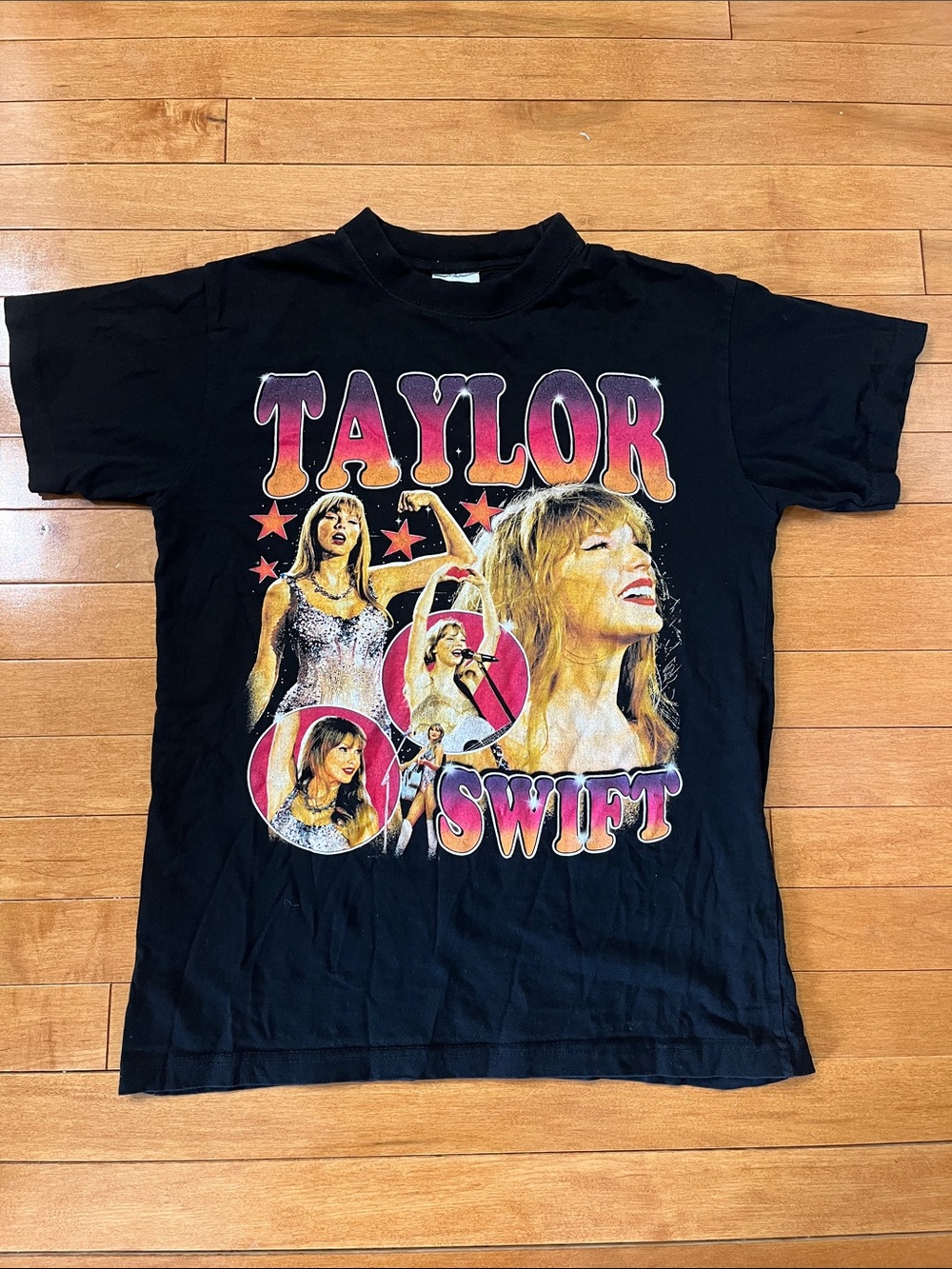 Graphic Black Short-Sleeve Band Tee - Taylor Swift Print